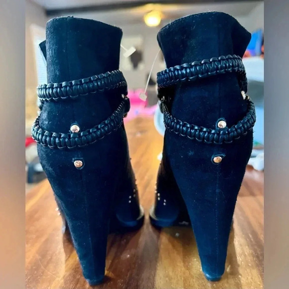 Ivy Kirzhner Boot Size 6 - Picture 4 of 7